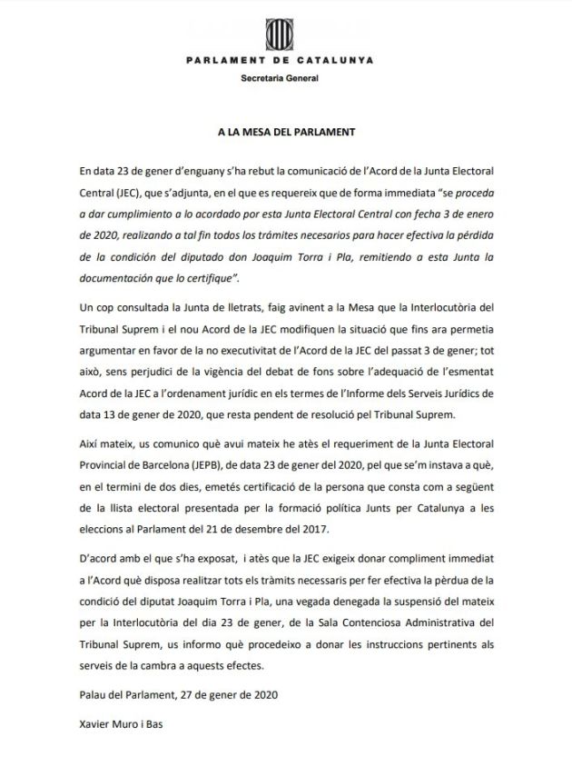 Carta del secretari general del Parlament donant l'ordre de retirar l'acta de diputat a Quim Torra Carta del secretari general del Parlament donant l'ordre de retirar l'acta de diputat a Quim Torra