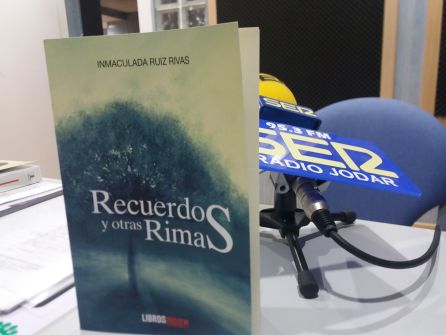 Ejemplar del libro de Inmaculada Ruiz Rivas Ejemplar del libro de Inmaculada Ruiz Rivas