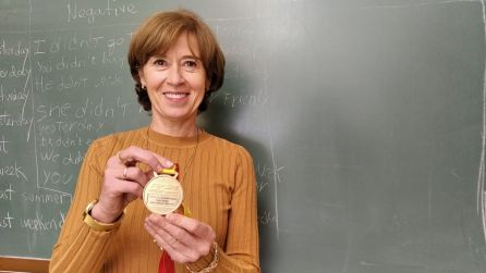 Lola Sánchez con la medalla de oro Lola Sánchez con la medalla de oro