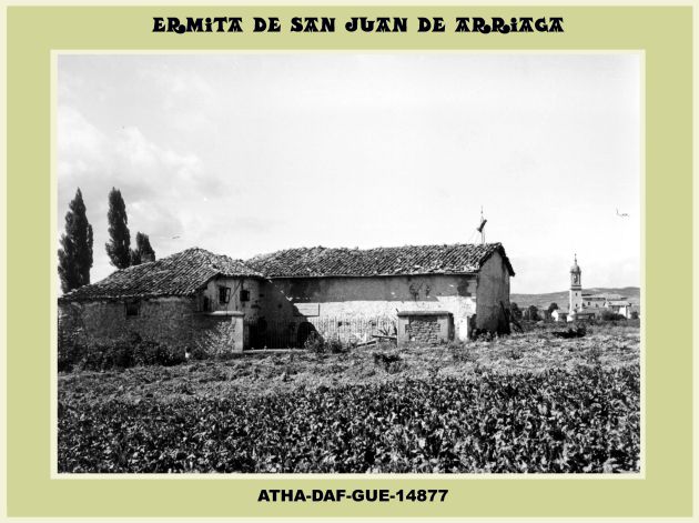 La antigua ermita de San Juan de Arriaga, hoy sustituida por otro edificio La antigua ermita de San Juan de Arriaga, hoy sustituida por otro edificio