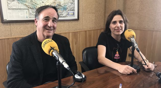 Santiago Yubero y Sandra Sánchez en el estudio de SER Cuenca. Santiago Yubero y Sandra Sánchez en el estudio de SER Cuenca.