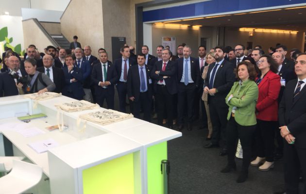 El presidente regional Fernando López Miras ha encabezado la delegación murciana en Fruit Logística 2020 El presidente regional Fernando López Miras ha encabezado la delegación murciana en Fruit Logística 2020