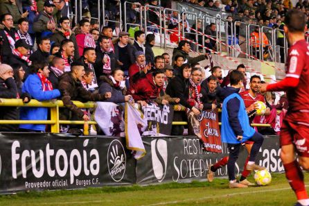 La afición leonesa presenció otra derrota de la Cultural La afición leonesa presenció otra derrota de la Cultural