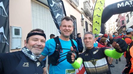 Varios atletas del Real de Gandia en Pedreguer Varios atletas del Real de Gandia en Pedreguer