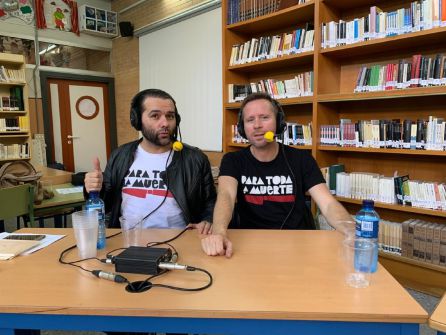 Alfonso Sánchez y Alberto López, "Los Compadres", invitados en el IES Macarena Alfonso Sánchez y Alberto López, "Los Compadres", invitados en el IES Macarena