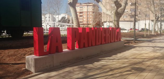 Plaza de la Panderola en el Grao de Castelló Plaza de la Panderola en el Grao de Castelló