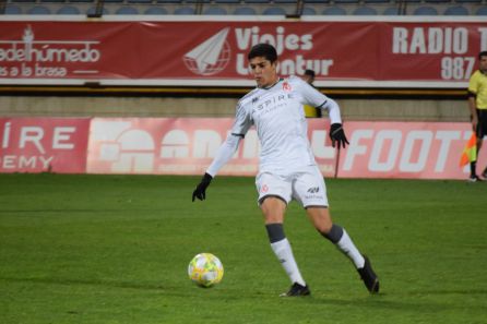 Junior, durante su primer aparición de la temporada en el Reino Junior, durante su primer aparición de la temporada en el Reino