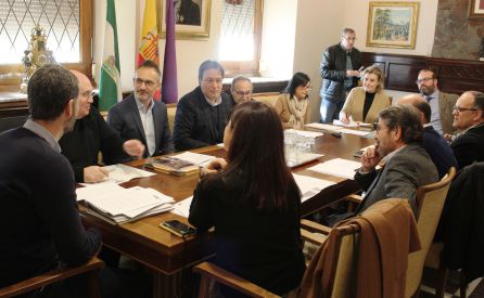 Integrantes de la Comisión para impulsar el expediente de la Catedral. Integrantes de la Comisión para impulsar el expediente de la Catedral.