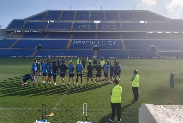 Entrenamiento del Hércules en el Rico Pérez Entrenamiento del Hércules en el Rico Pérez