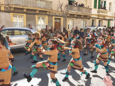 Imagen de una de las comparsas Imagen de una de las comparsas