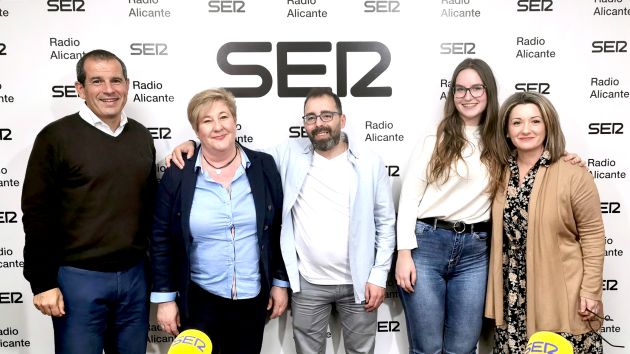 De derecha a izquierda: Susana Aznar, Cristina Morell, Roberto Jimeno y Paz Campos De derecha a izquierda: Susana Aznar, Cristina Morell, Roberto Jimeno y Paz Campos