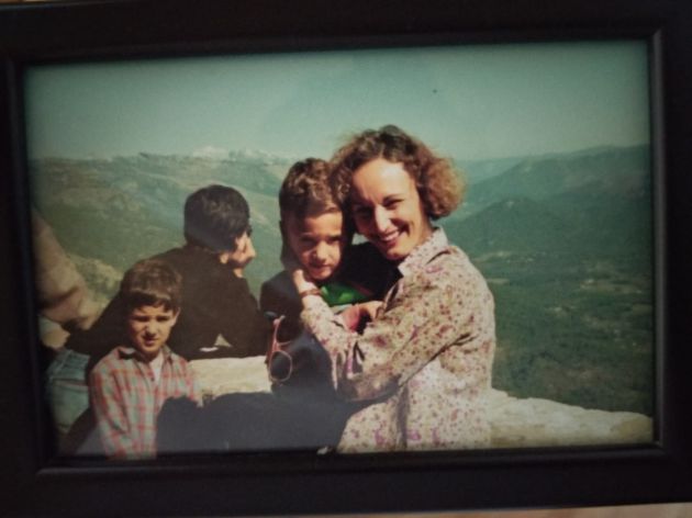 Foto familiar de José Juan Luque tomada en el Mirador de las Palomas. Cazorla 1989 Foto familiar de José Juan Luque tomada en el Mirador de las Palomas. Cazorla 1989