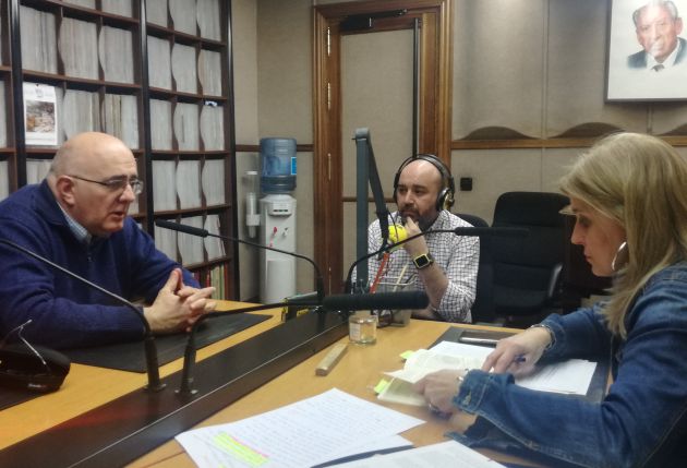 Mercedes Sanz de Andrés y Guillermo Herrero durante su intervención en el primer programa de SER Cofrade Segovia Mercedes Sanz de Andrés y Guillermo Herrero durante su intervención en el primer programa de SER Cofrade Segovia