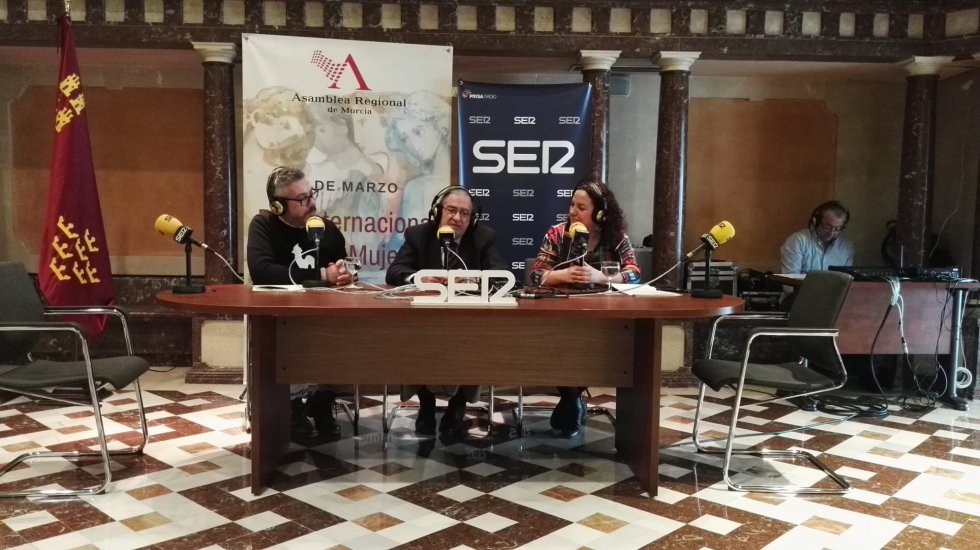 Paco Sánchez y Maica Sánchez entrevistan a Alberto Castillo Paco Sánchez y Maica Sánchez entrevistan a Alberto Castillo