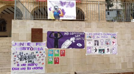 Pancartas elaboradas por alumnos de los centros educativos. Pancartas elaboradas por alumnos de los centros educativos.