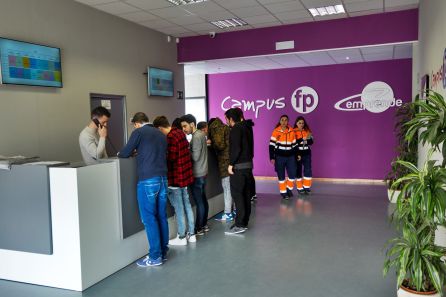 Alumnos de Campus FP nos acercan a la figura del youtuber Alumnos de Campus FP nos acercan a la figura del youtuber