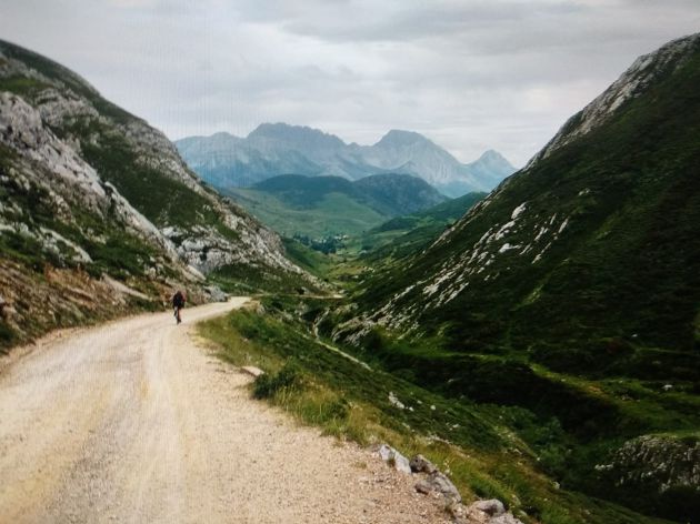 José Juan Luque de ruta por Babia, entre León y Asturias José Juan Luque de ruta por Babia, entre León y Asturias