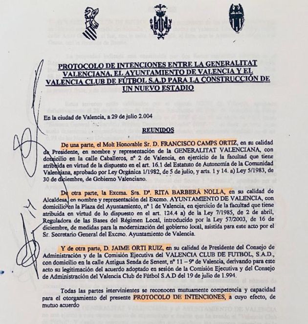 Protocolo firmado para nuevo estadio 2004 Generalitat, Ayuntamiento y VCF. Protocolo firmado para nuevo estadio 2004 Generalitat, Ayuntamiento y VCF.