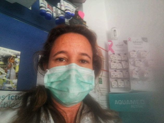 María Mateos, farmacéutica de El Llano del Espinar en Castro del Río, Córdoba. María Mateos, farmacéutica de El Llano del Espinar en Castro del Río, Córdoba.