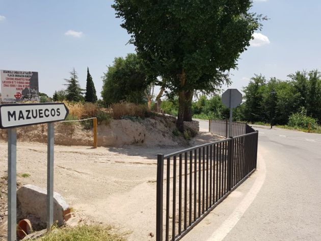 Travesía de acceso a Mazuecos Travesía de acceso a Mazuecos