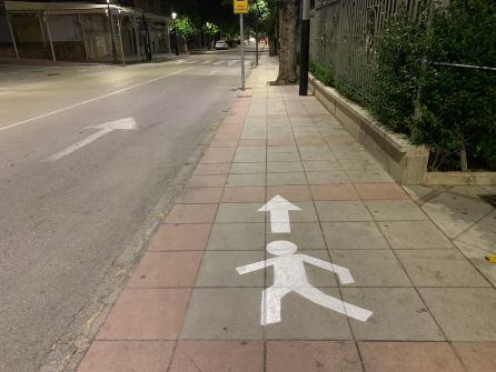 Señalización en el Paseo Primero de Mayo Señalización en el Paseo Primero de Mayo