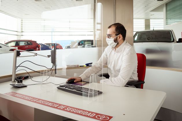 Protección para trabajadores y clientes Protección para trabajadores y clientes