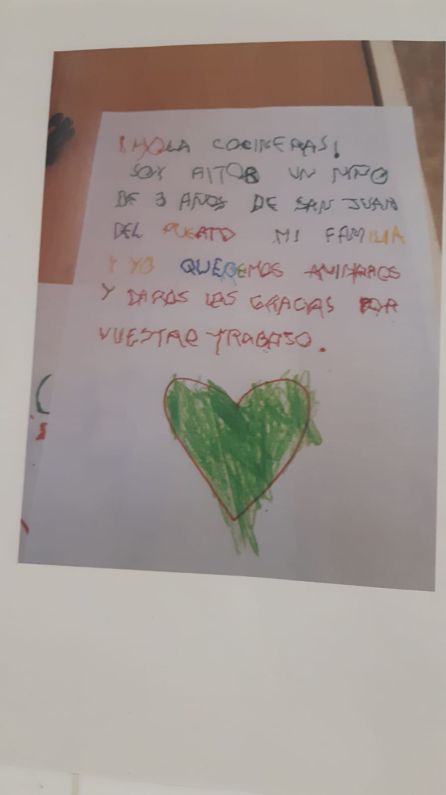 Un niño agradece en un carta la labor de los cocineros del hospital Juan Ramón JIménez Un niño agradece en un carta la labor de los cocineros del hospital Juan Ramón JIménez