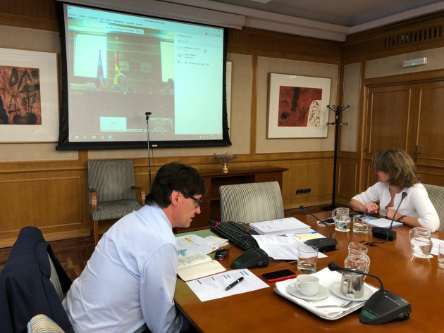 El ministro de Sanidad, Salvador Illa, y la vicepresidenta cuarta y ministra para la Transición Ecológica, Teresa Ribera, mantienen una reunión bilateral por videoconferencia con el vicepresidente de la Junta de Castilla y León, Francisco Igea, y la consejera de Sanidad, Verónica Casado, este pasado jueves El ministro de Sanidad, Salvador Illa, y la vicepresidenta cuarta y ministra para la Transición Ecológica, Teresa Ribera, mantienen una reunión bilateral por videoconferencia con el vicepresidente de la Junta de Castilla y León, Francisco Igea, y la consejera de Sanidad, Verónica Casado, este pasado jueves