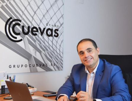 Vicente Cuevas, gerente de la empresa de telecomunicaciones Grupo Cuevas Vicente Cuevas, gerente de la empresa de telecomunicaciones Grupo Cuevas