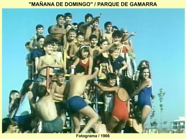 Niños de Vitoria participaron en la película como en esta escena del parque de Gamarra Niños de Vitoria participaron en la película como en esta escena del parque de Gamarra