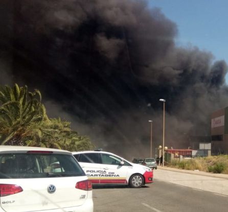 Incendio en UPPER Cabezo Beaza. Incendio en UPPER Cabezo Beaza.