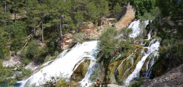 Salto de Poveda en el Alto Tajo Salto de Poveda en el Alto Tajo