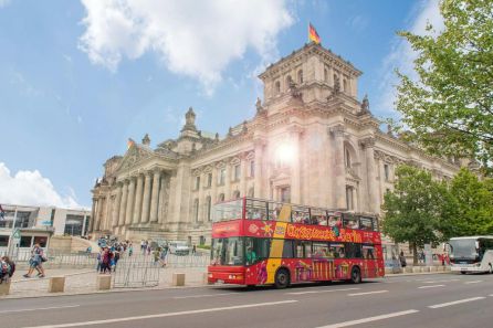 Uno de los autobuses de City Sightseeing en Berlin Uno de los autobuses de City Sightseeing en Berlin