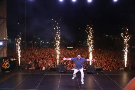 Imagen de archivo de LOS40 Playa Pop con Tony Aguilar. Imagen de archivo de LOS40 Playa Pop con Tony Aguilar.