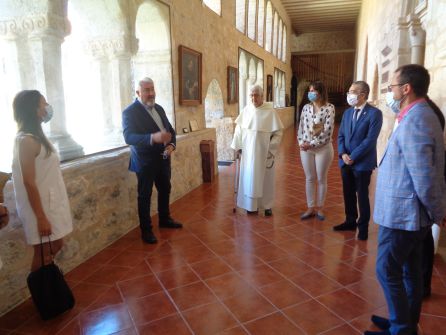 José Ignacio Delgado ejerció de cicerone en la visita José Ignacio Delgado ejerció de cicerone en la visita