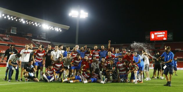 El Granada CF celebra en Los Cármenes su pase por primera vez en su historia a la UEFA Europa League El Granada CF celebra en Los Cármenes su pase por primera vez en su historia a la UEFA Europa League