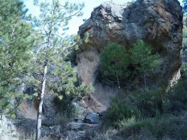 'Piedra de Letrero' de Huéscar (Granada) que alberga pinturas rupestres declaradas por la UNESCo 'Patrimonio de la Humanidad' 'Piedra de Letrero' de Huéscar (Granada) que alberga pinturas rupestres declaradas por la UNESCo 'Patrimonio de la Humanidad'