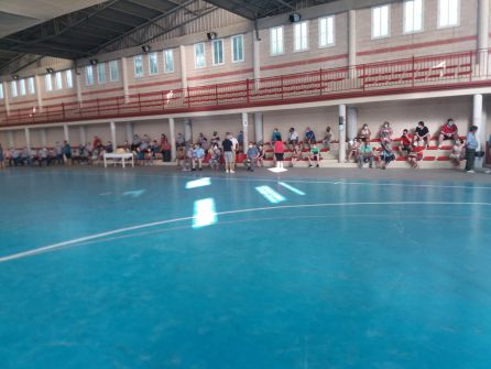 Aspecto que presentaba el pabellon cubierto del Complejo Polideportivo Palomares, minutos antes de iniciar el sorteo Aspecto que presentaba el pabellon cubierto del Complejo Polideportivo Palomares, minutos antes de iniciar el sorteo