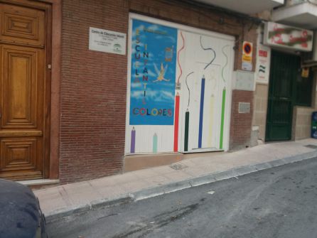 Entrada a la E.I. El Pradillo en la calle Méndez Núñez Entrada a la E.I. El Pradillo en la calle Méndez Núñez