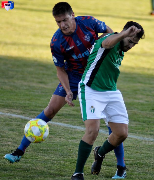 La Gimnástica arranca la pretemporada con victoria al Guijuelo (2-1) La Gimnástica arranca la pretemporada con victoria al Guijuelo (2-1)