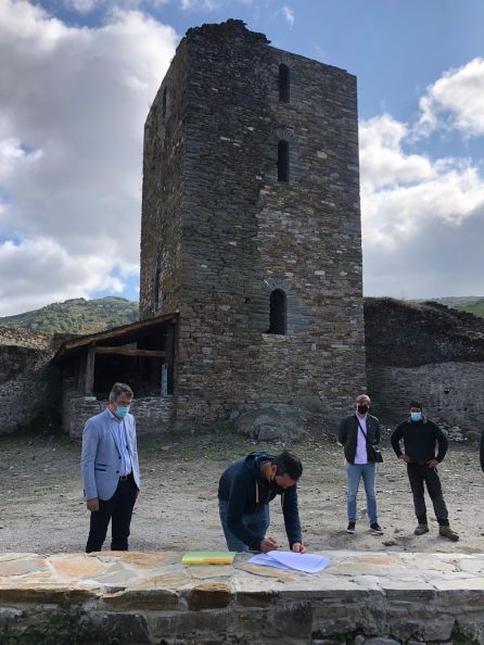 La firma se produjo en el castillo La firma se produjo en el castillo