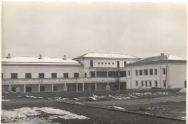 Imagen antigua del Colegio El Peñascal, antiguo Calvo Sotelo, que fue fundado en 1961 Imagen antigua del Colegio El Peñascal, antiguo Calvo Sotelo, que fue fundado en 1961