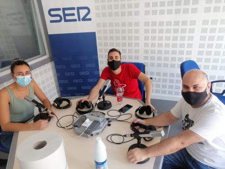 De izquierda a derecha: la joven periodista María Toscano, el rapero Dani Fernández y el cómico Willy Barrera De izquierda a derecha: la joven periodista María Toscano, el rapero Dani Fernández y el cómico Willy Barrera