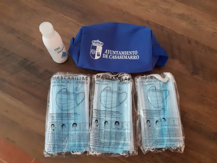 Kit entregado al alumnado del instituto Kit entregado al alumnado del instituto