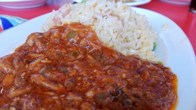 Arroz tres delicias con atún picante Arroz tres delicias con atún picante