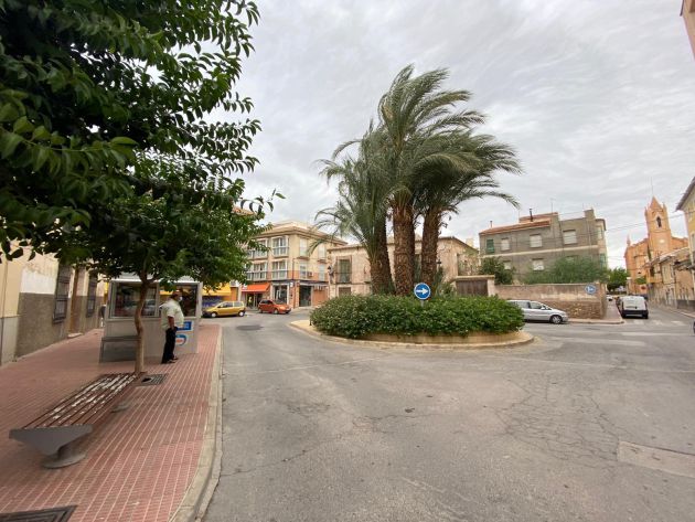 Un paseo por Totana: el pueblo de los 2.000 casos por cada 100.000 habitantes Un paseo por Totana: el pueblo de los 2.000 casos por cada 100.000 habitantes
