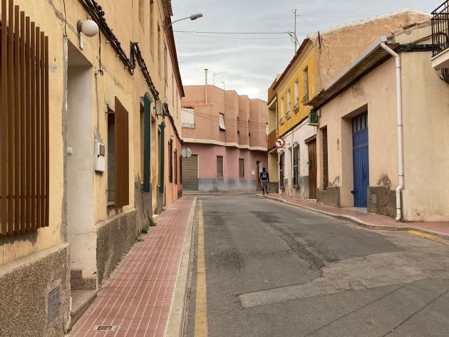 un paseo por Totana: el municipio de los 2000 casos por cada 100.000 habitantes
un paseo por Totana: el municipio de los 2000 casos por cada 100.000 habitantes