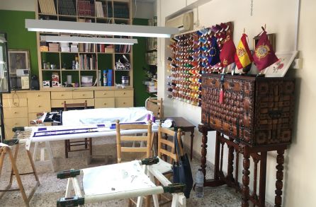 Taller de trabajo de la bordadora Silvia Teruel Ayala Taller de trabajo de la bordadora Silvia Teruel Ayala