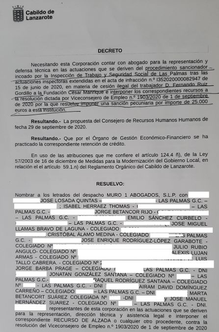 Documento en el que se hace referencia a la sanción y se proponen letrados para representar al Cabildo. Documento en el que se hace referencia a la sanción y se proponen letrados para representar al Cabildo.