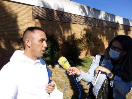 Andrés Rodríguez, maestro y jefe de estudios en el colegio J.J. Rebollo Andrés Rodríguez, maestro y jefe de estudios en el colegio J.J. Rebollo